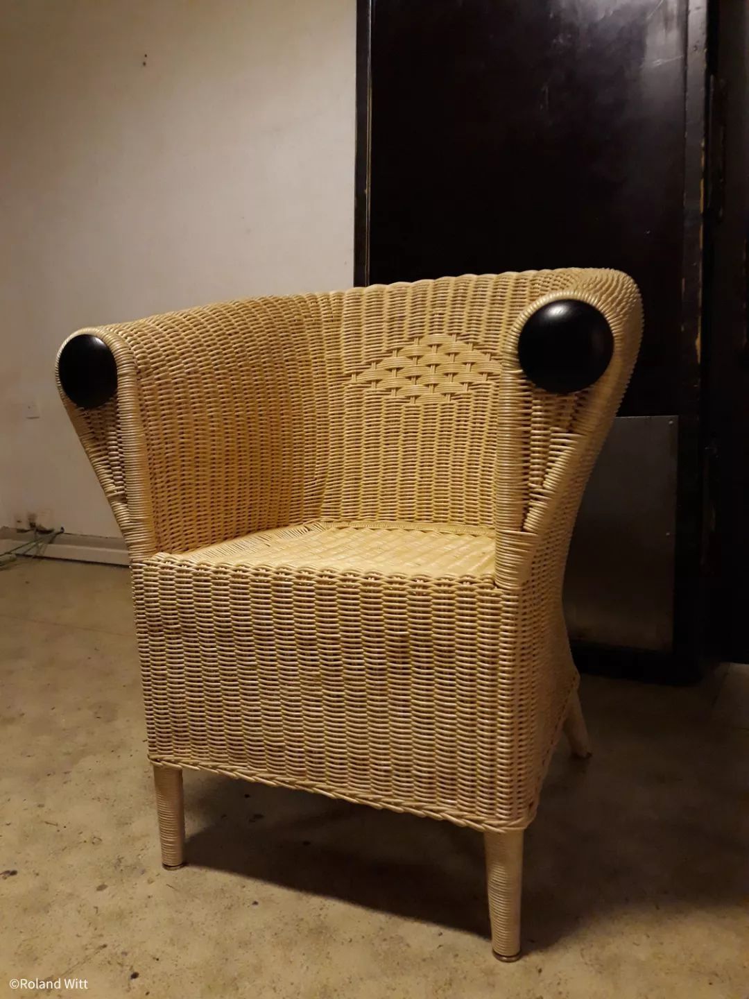 三把藤椅 與 世界格局